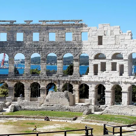 Apartment Haus Elizabeta 608s Pula